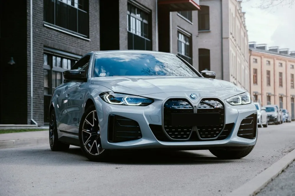 BMW i4 PCO hire is it worth it
